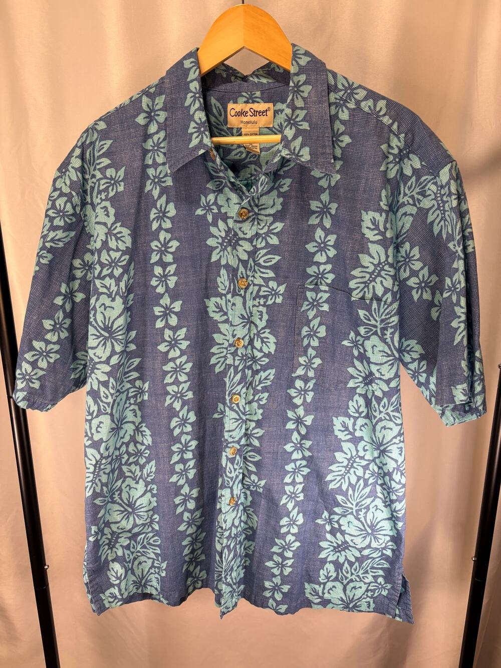 Cooke Street Honolulu Hawaiian Shirt Men XL Blue Green Floral 100% Cotton Aloha